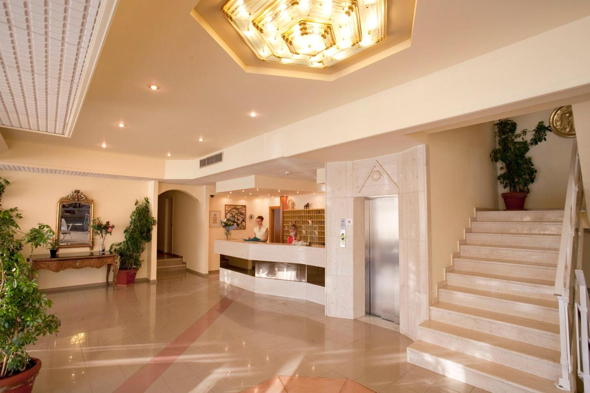 Golden Odyssey Hotel Kolymbia Buitenkant foto